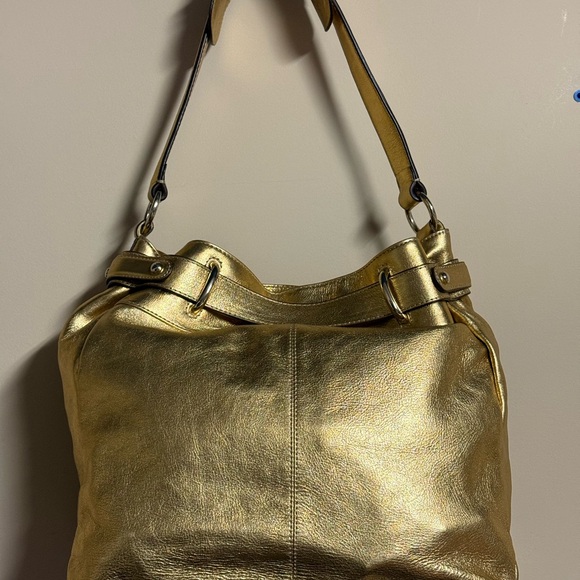 π¨π¦π¨π¦π¨π¦ NWOT Etienne Aigner Leather Metallic Gold Purseπ¨π¦π¨π¦π¨π¦ - Picture 2 of 12